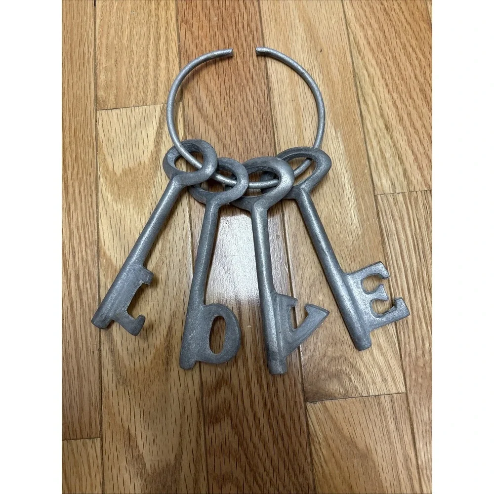 XL‎ Large Decorative LOVE Key Oversized Keychain Unique Photo Prop
